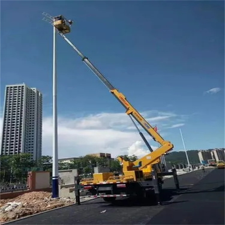 石渠维修路灯的曲臂升降车出租