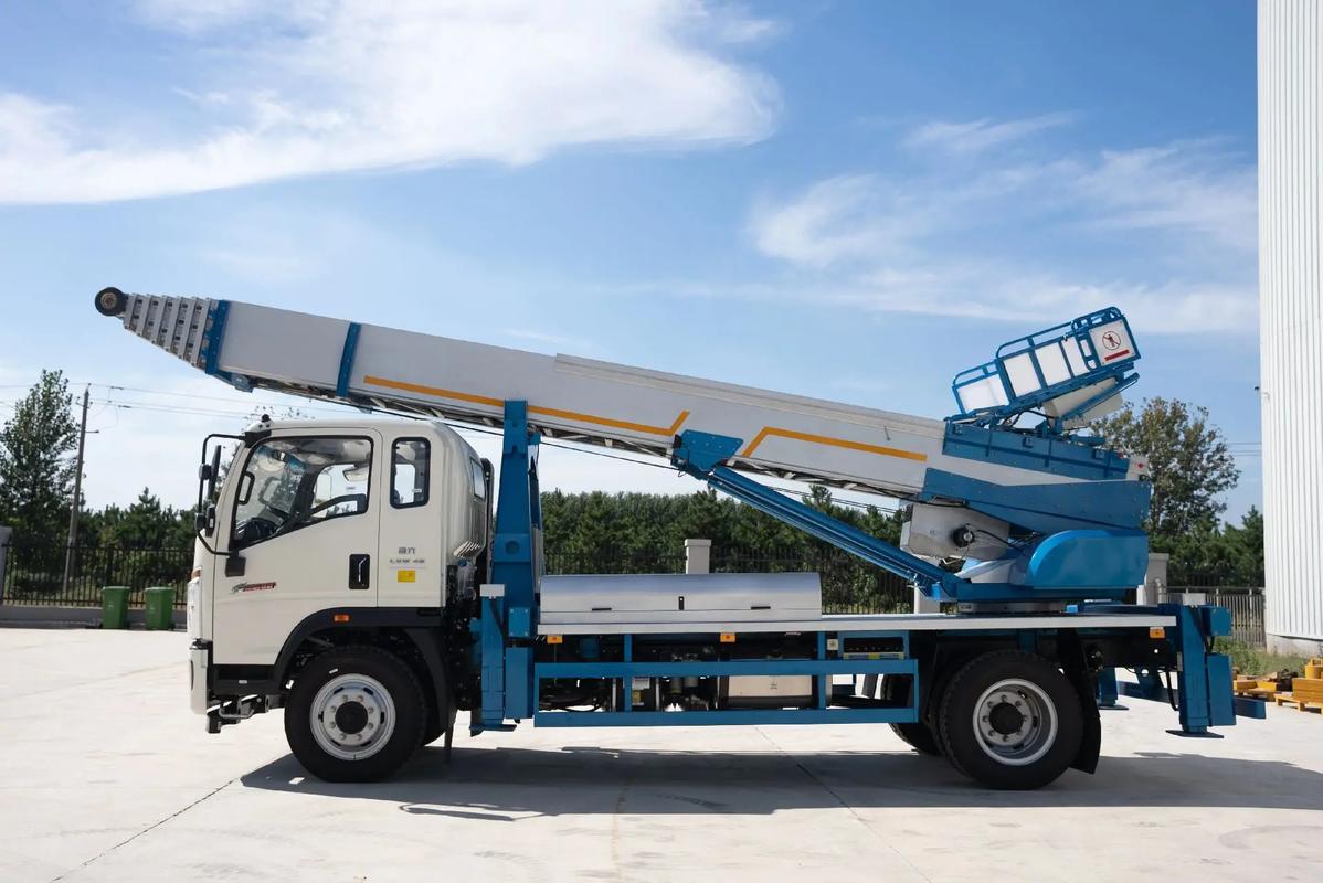 石渠云梯上料车租赁费用