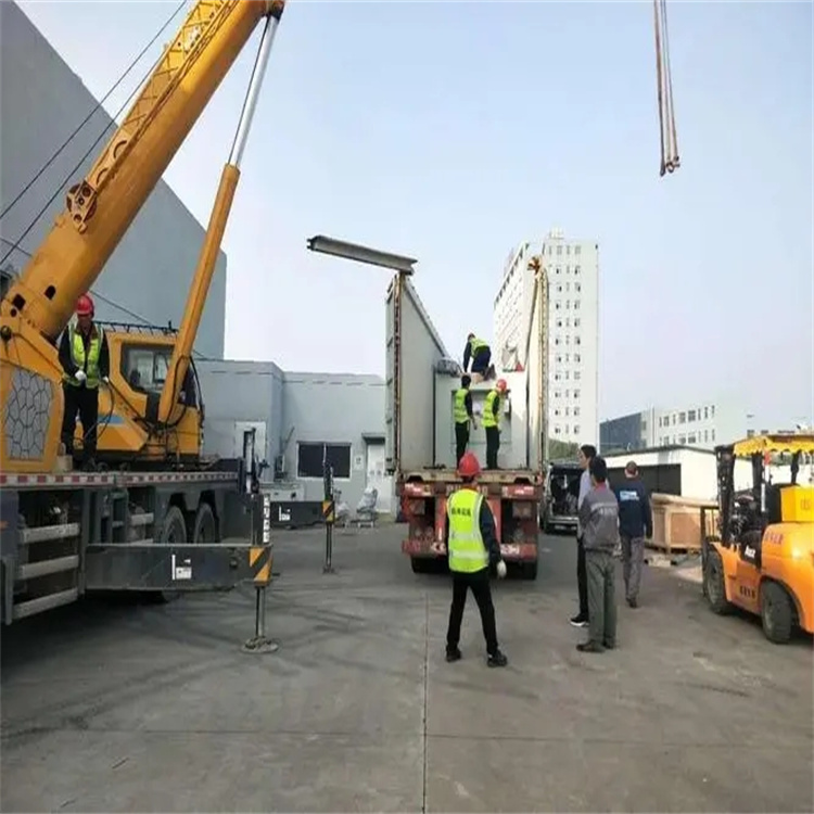 石渠如何找到附近的吊车救援服务