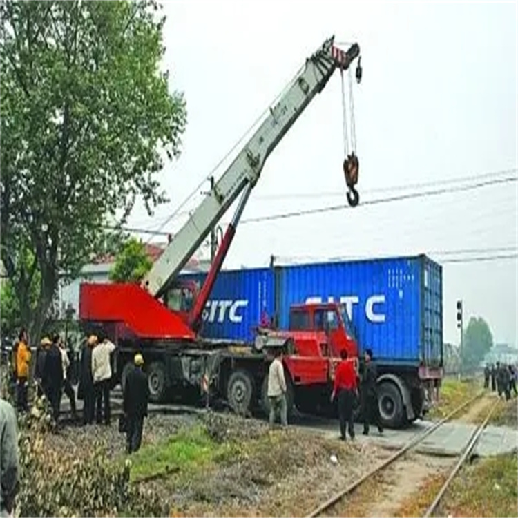 石渠如何快速找到附近的吊车救援公司