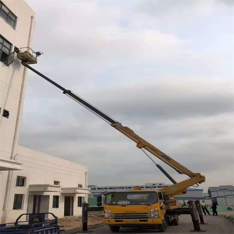 石渠附近高空车出租|市政施工/设备安装专用|随叫随到|亿立达设备租赁